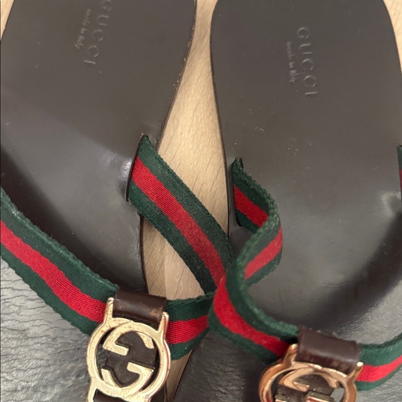 Pre-owned GG Interlocking Web Leather Flip Flops 40 - Picture 3 of 8